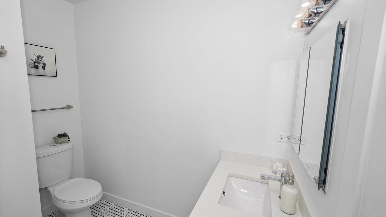 Photo of Bathroom in Near South Side