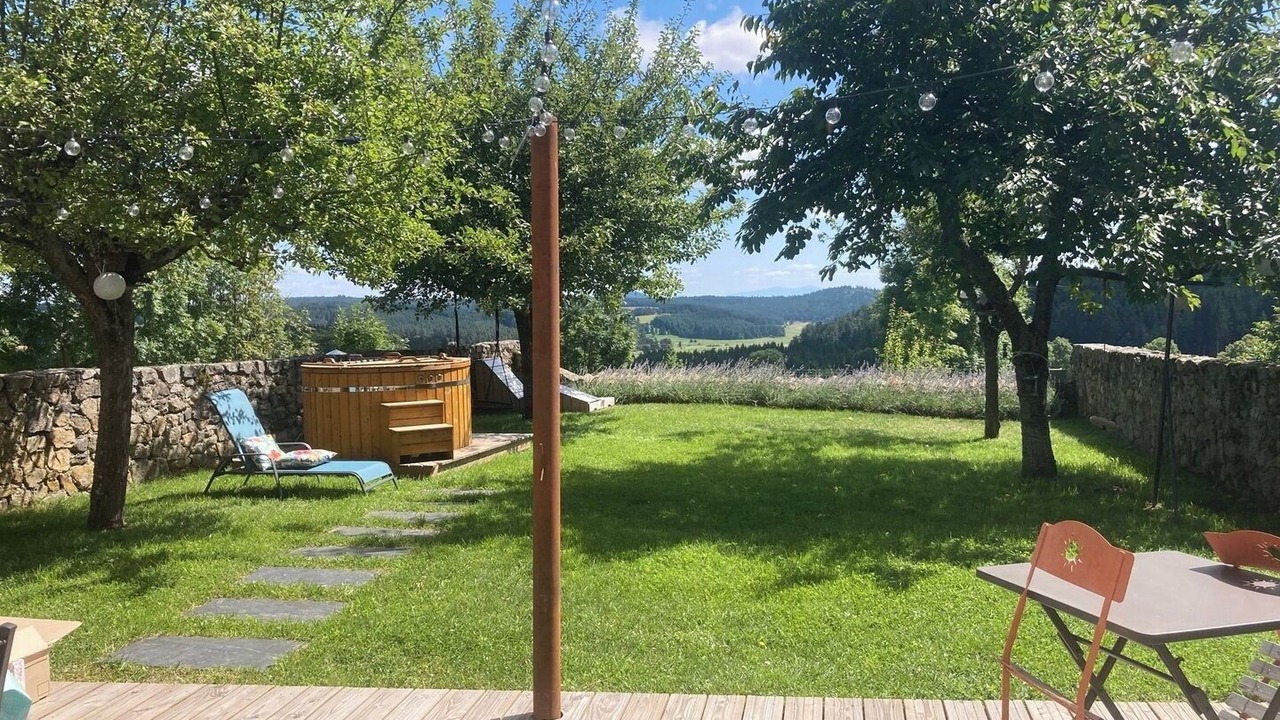 Photo of Outdoor in Allegre