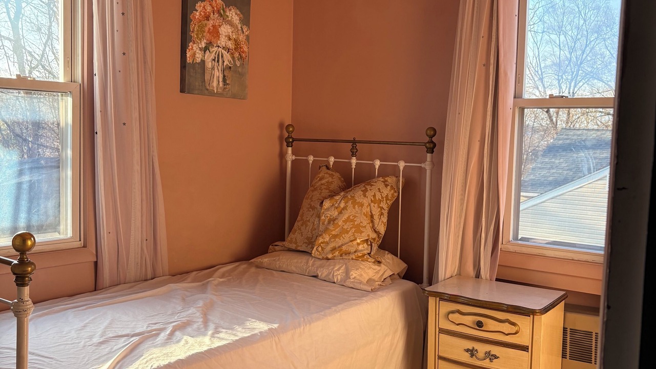 Photo of Bedroom in Mahwah