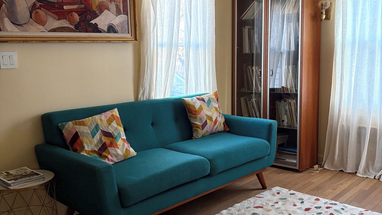 Photo of Livingroom in Mahwah