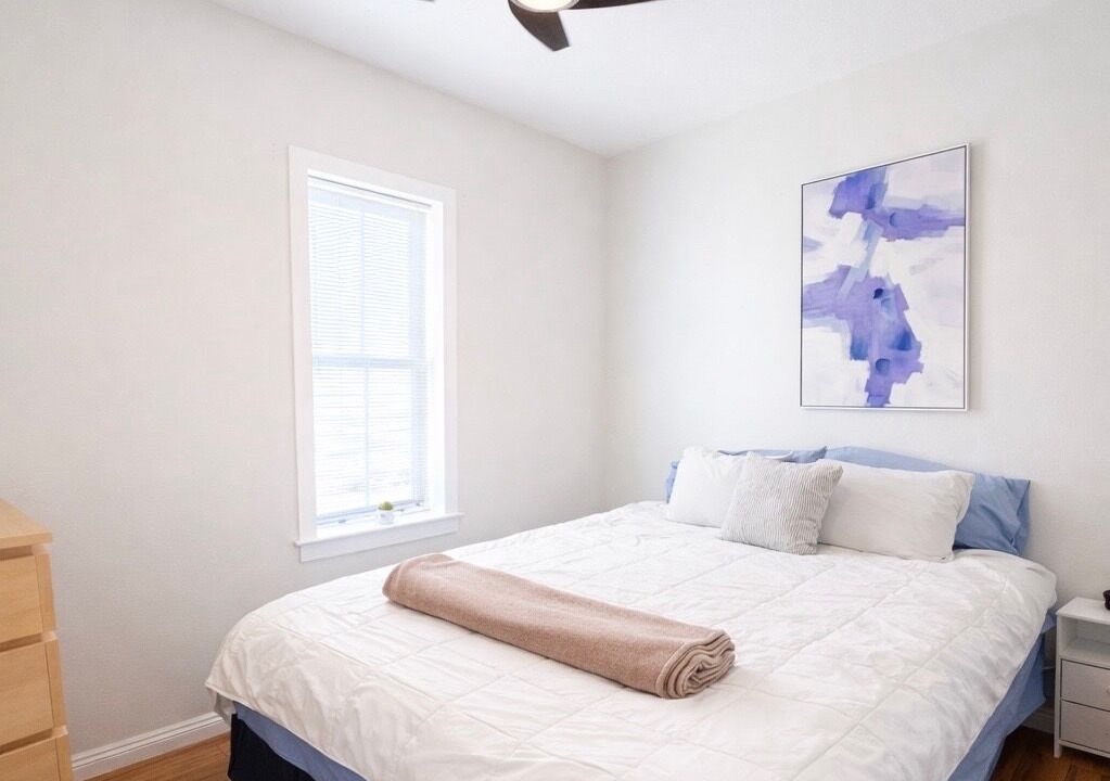 Photo of Bedroom in South Broadway
