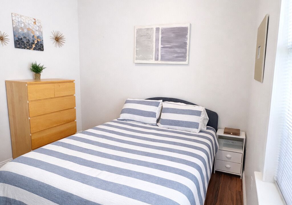 Photo of Bedroom in South Broadway