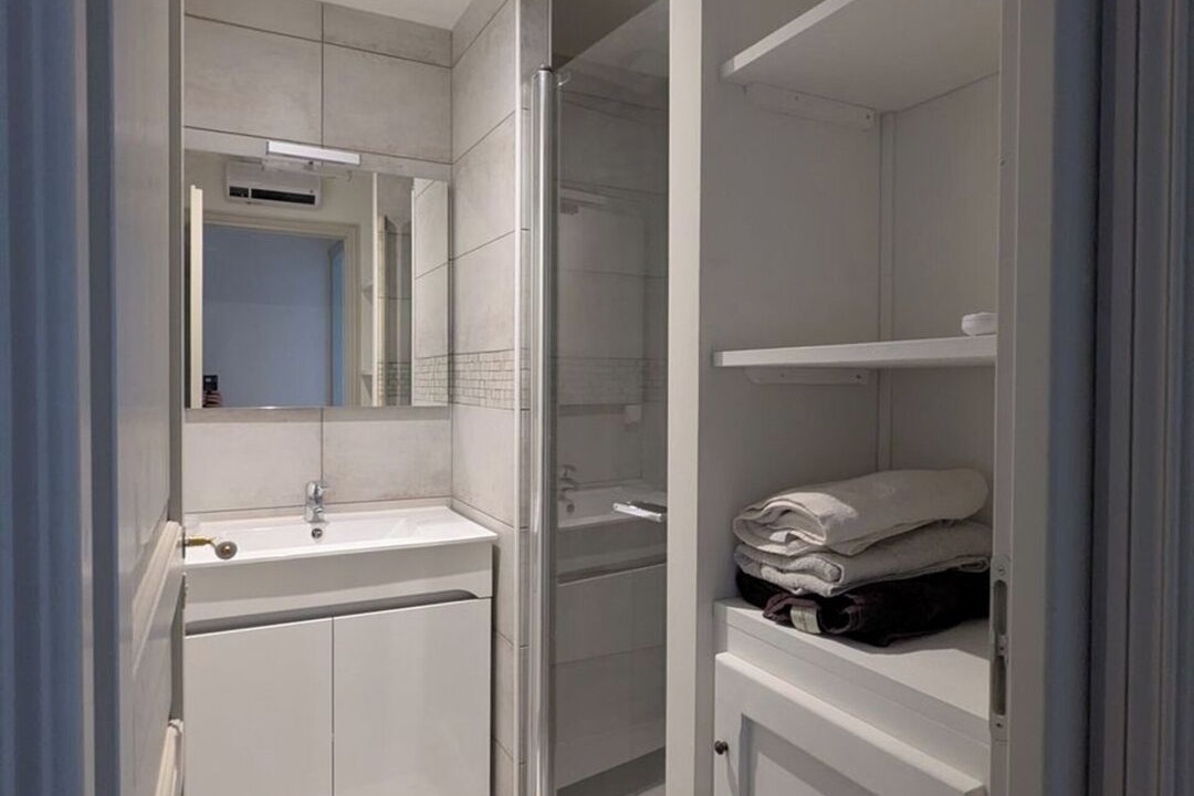 Photo of Bathroom in Siaugues-Sainte-Marie