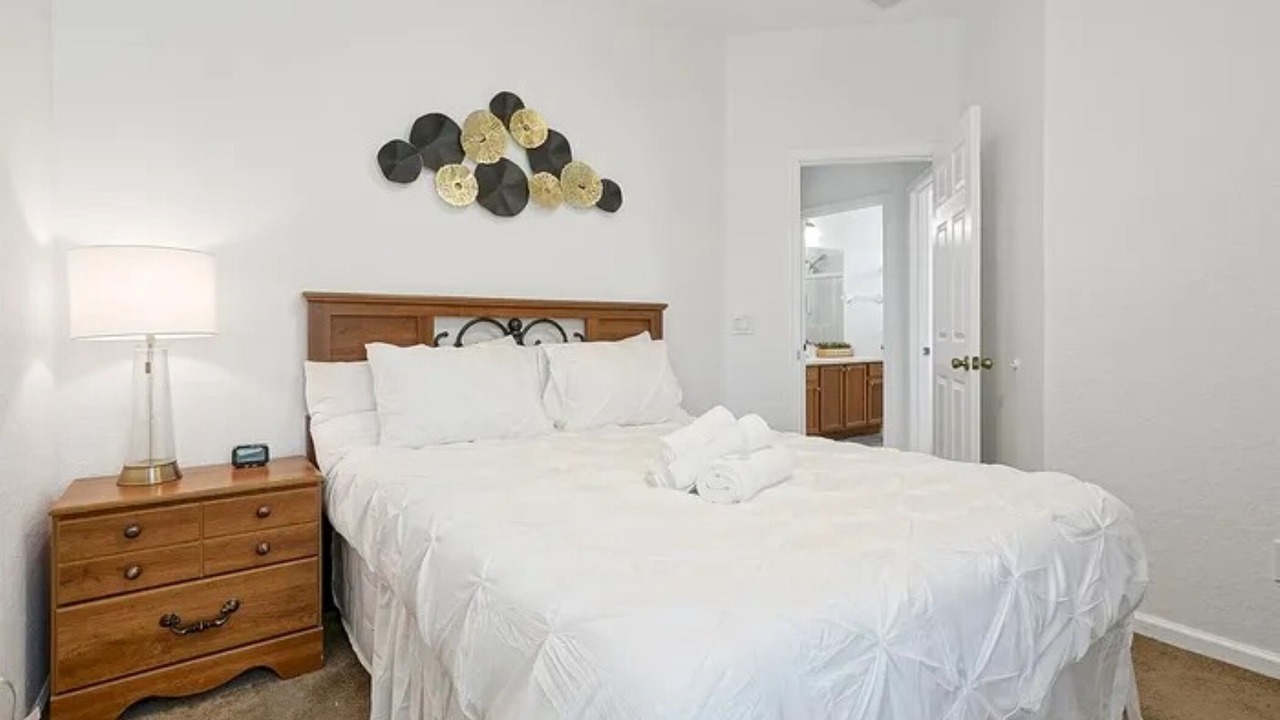 Photo of Bedroom in Trafalgar Village