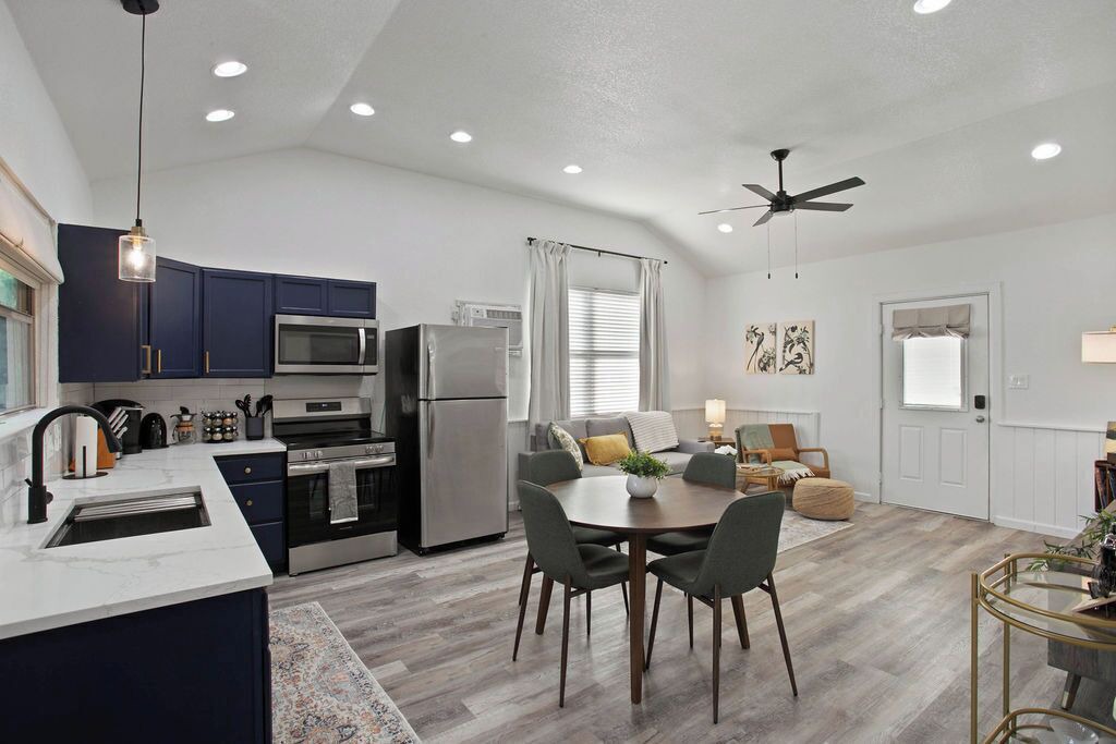 Photo of Kitchen in Canyon Lake