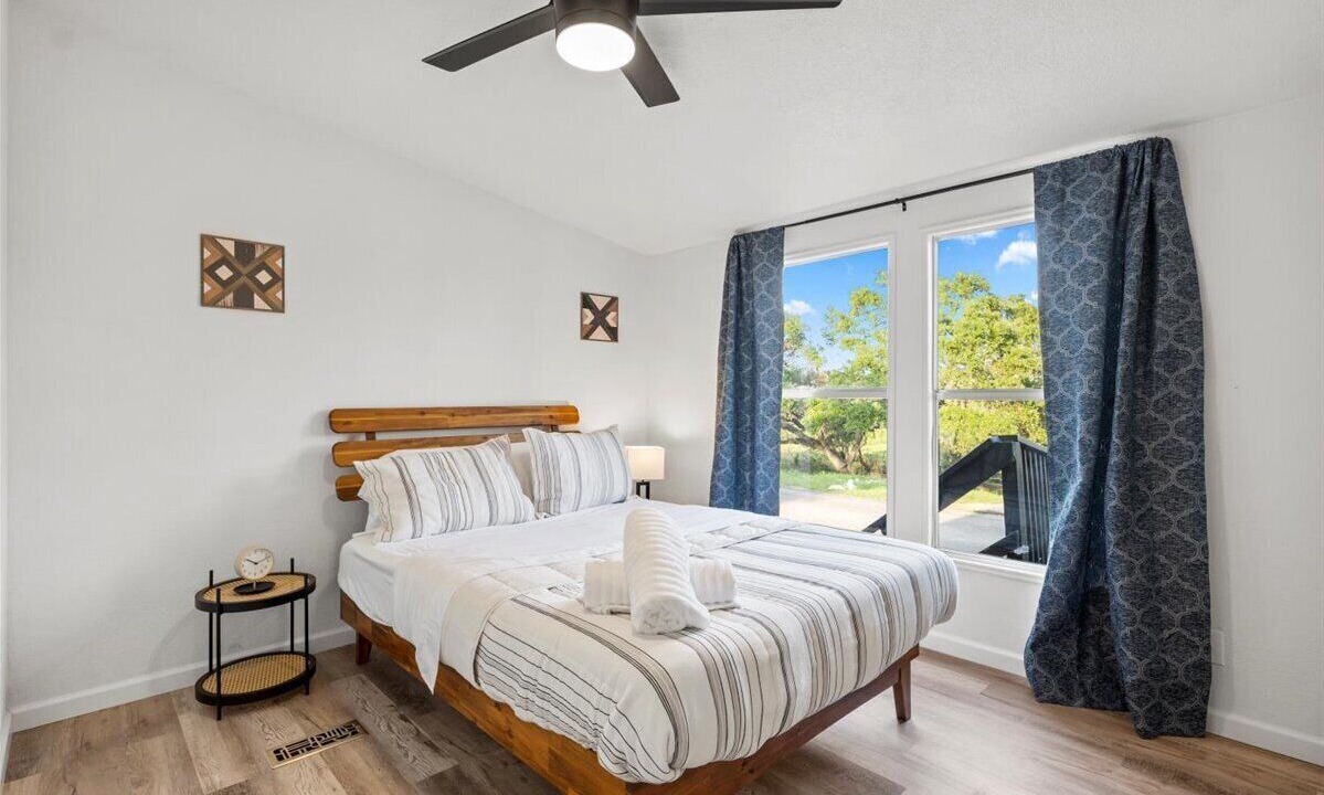 Photo of Bedroom in Canyon Lake