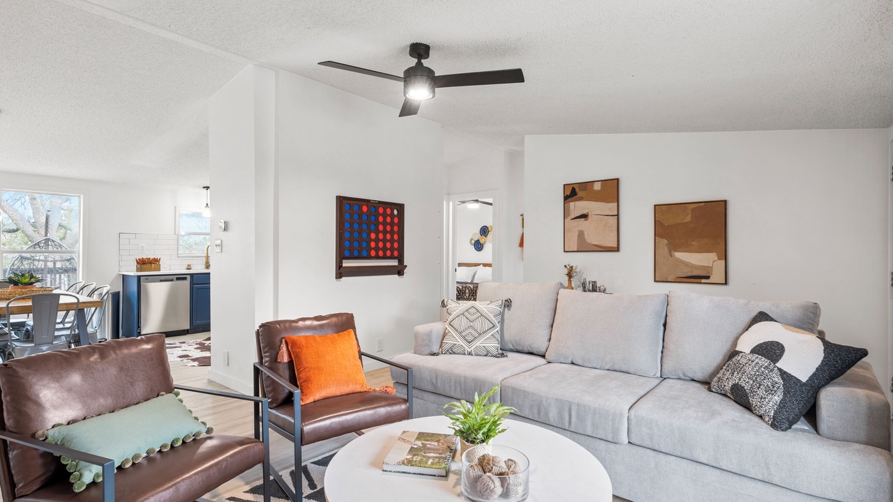 Photo of Livingroom in Canyon Lake