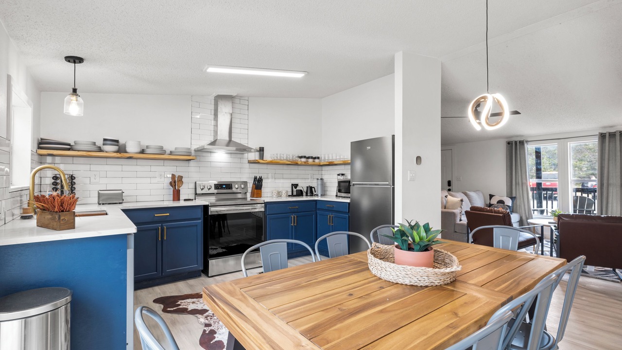 Photo of Kitchen in Canyon Lake