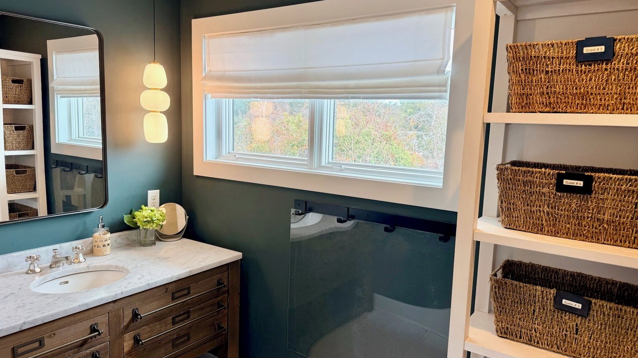 Photo of Bathroom in Saint Simons Heights