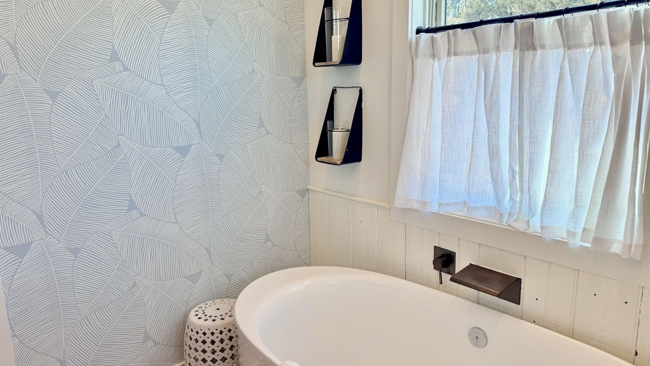 Photo of Bathroom in Saint Simons Heights