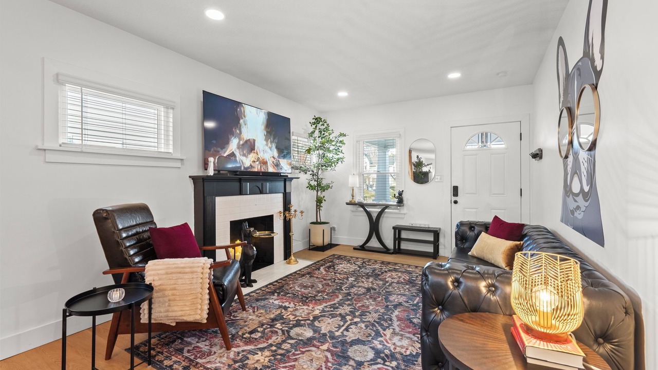 Photo of Livingroom in Merion Village
