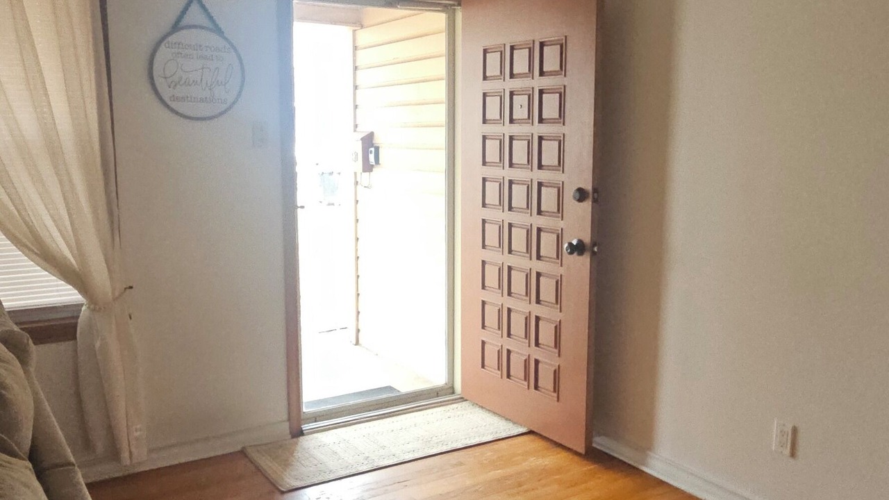 Photo of Livingroom in Greenville