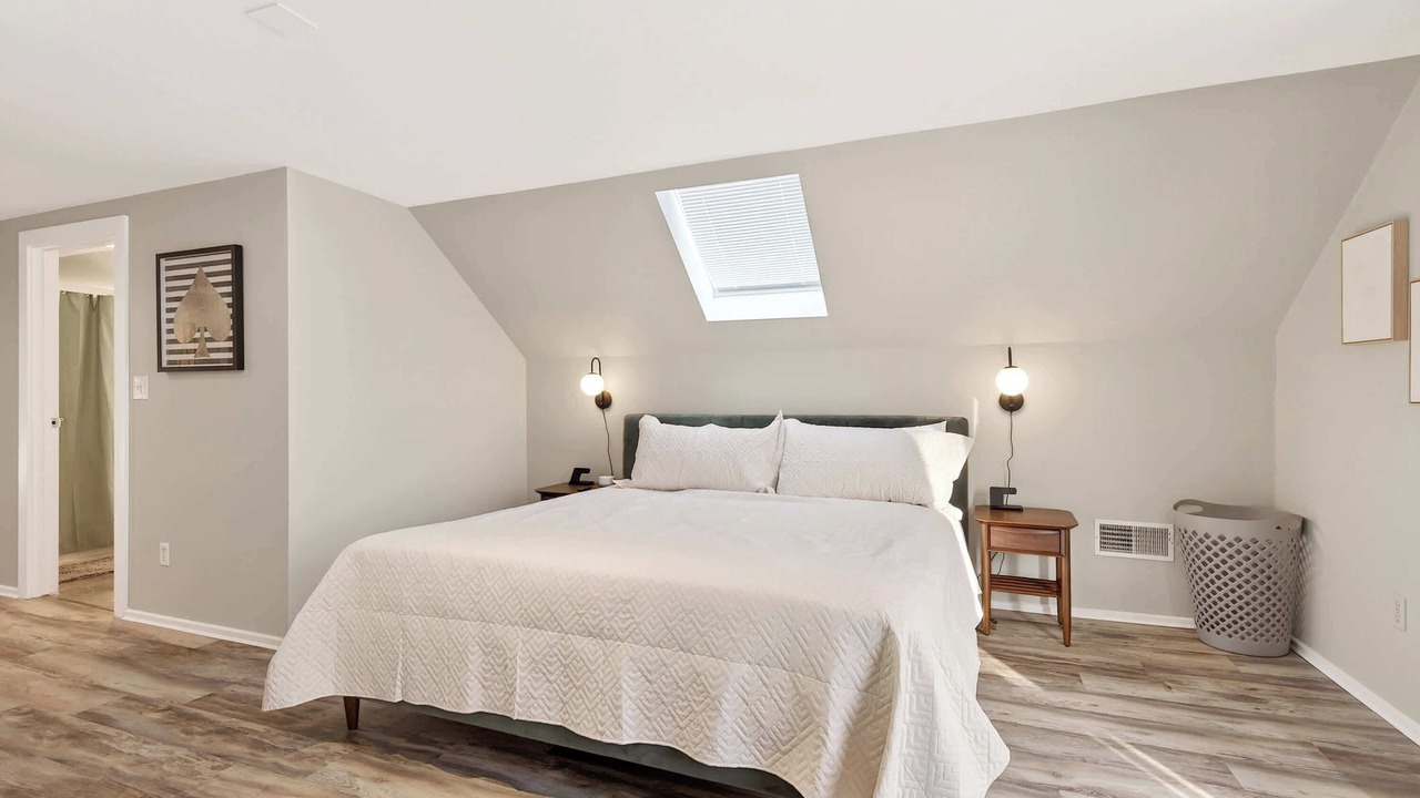 Photo of Bedroom in Great Valley