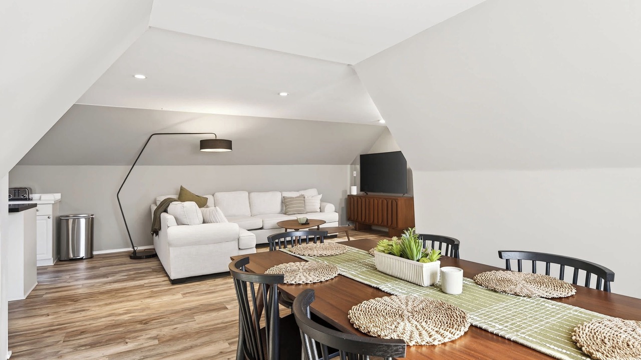 Photo of Livingroom in Great Valley
