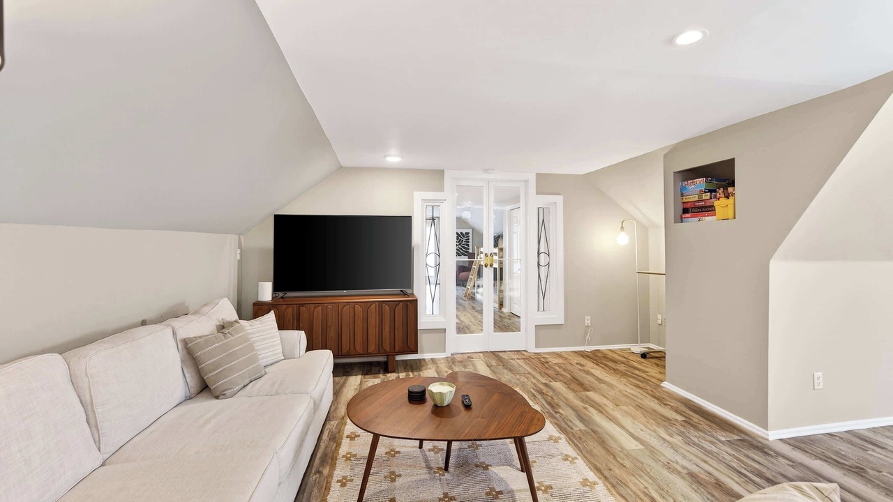 Photo of Livingroom in Great Valley