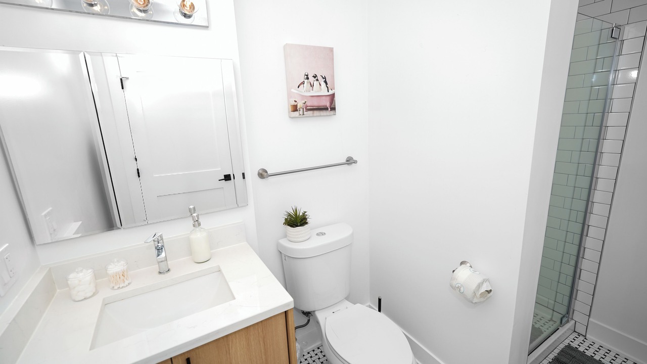 Photo of Bathroom in Near South Side