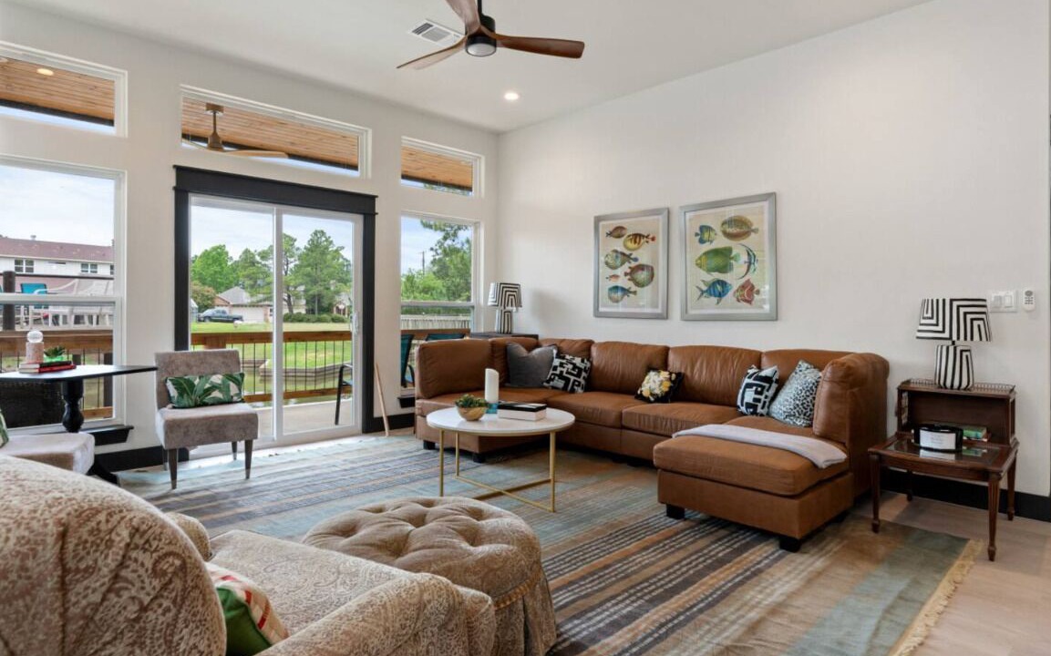 Photo of Livingroom in Cedar Creek Reservoir