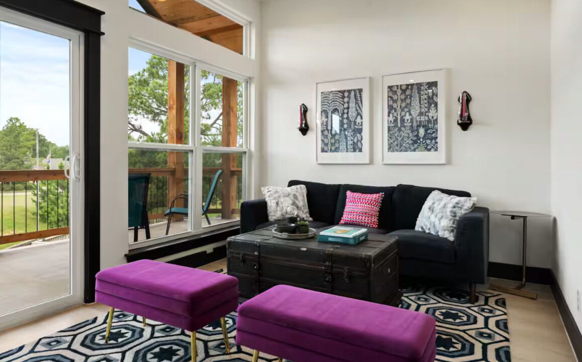 Photo of Livingroom in Cedar Creek Reservoir