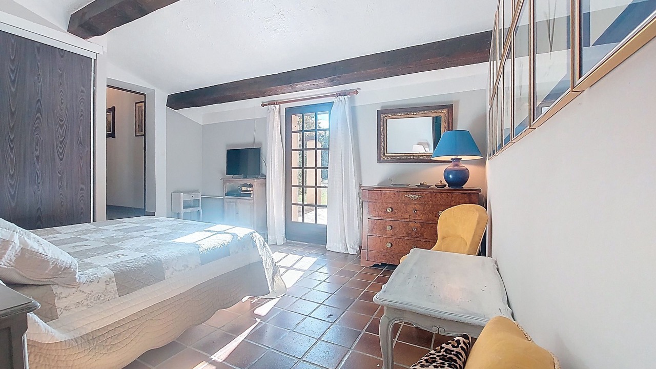 Photo of Livingroom in Le Val