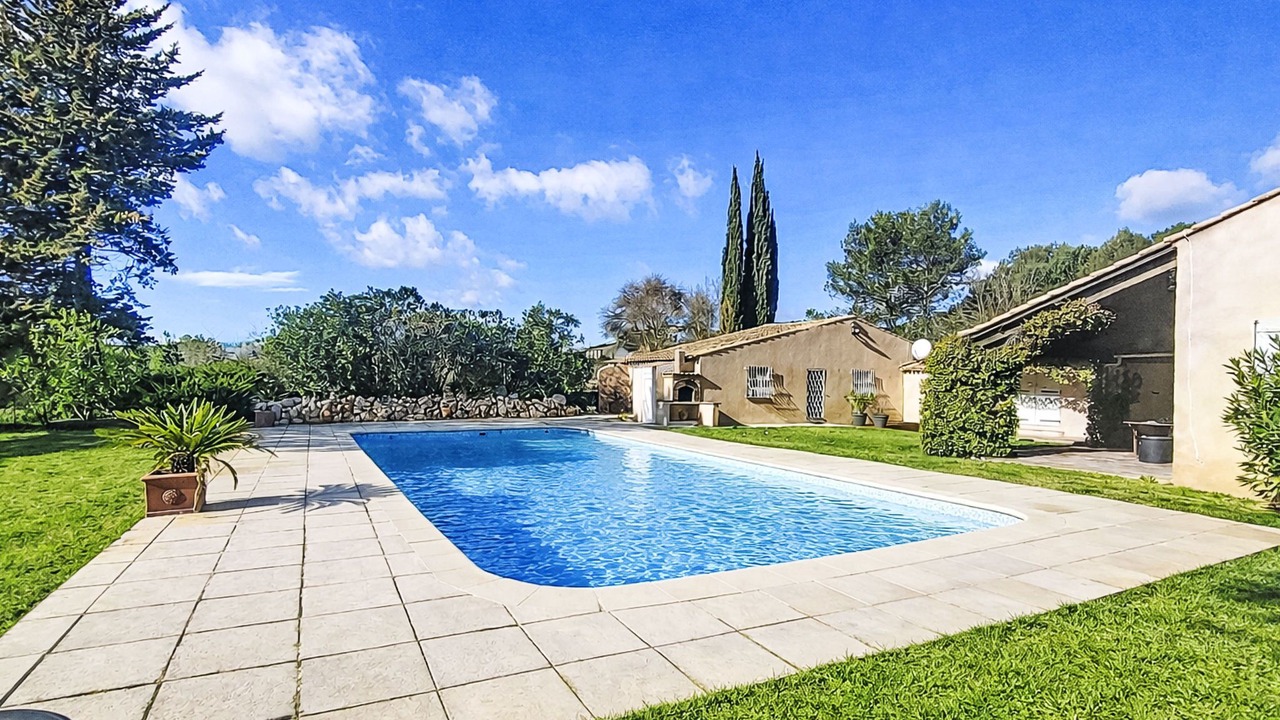 Photo of Outdoor in Le Val