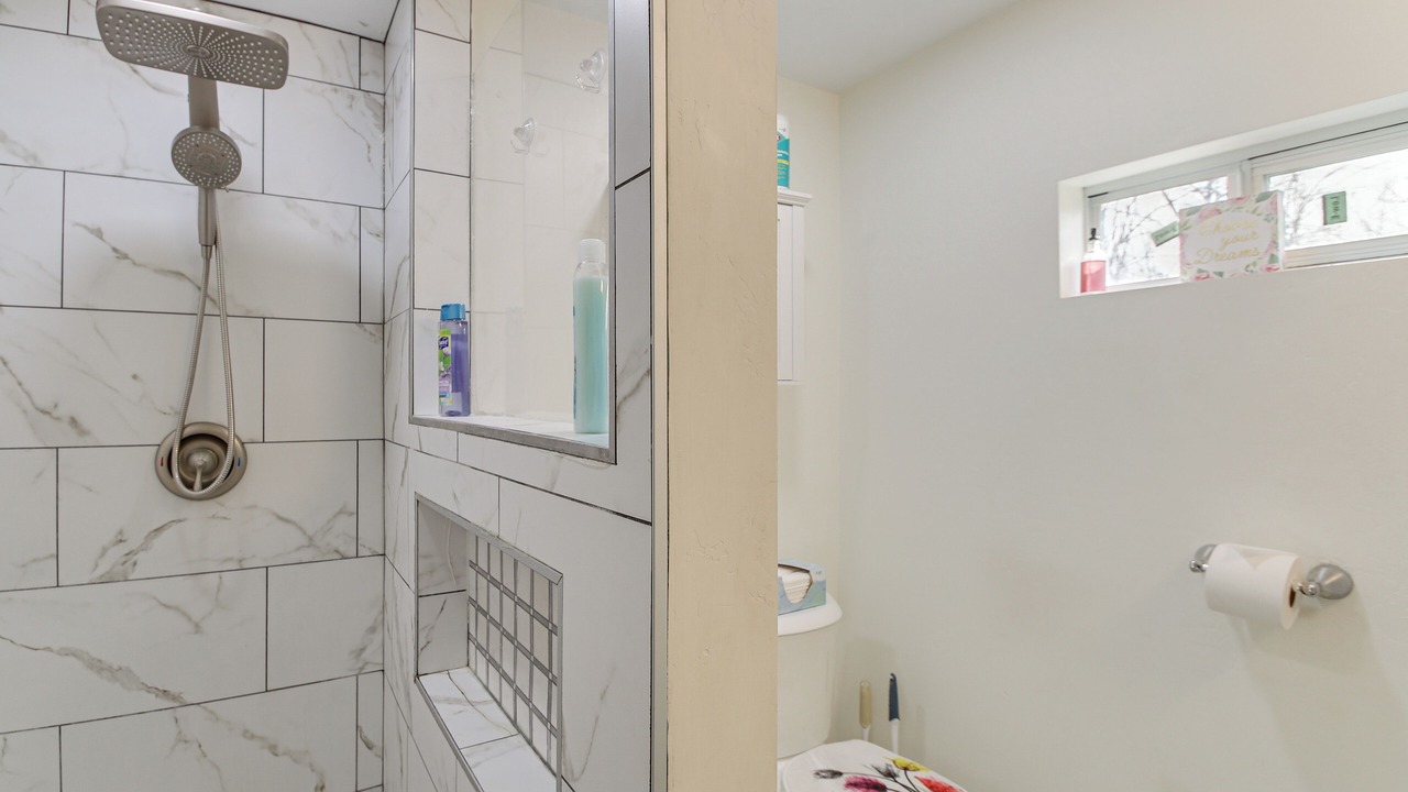 Photo of Bathroom in Benton