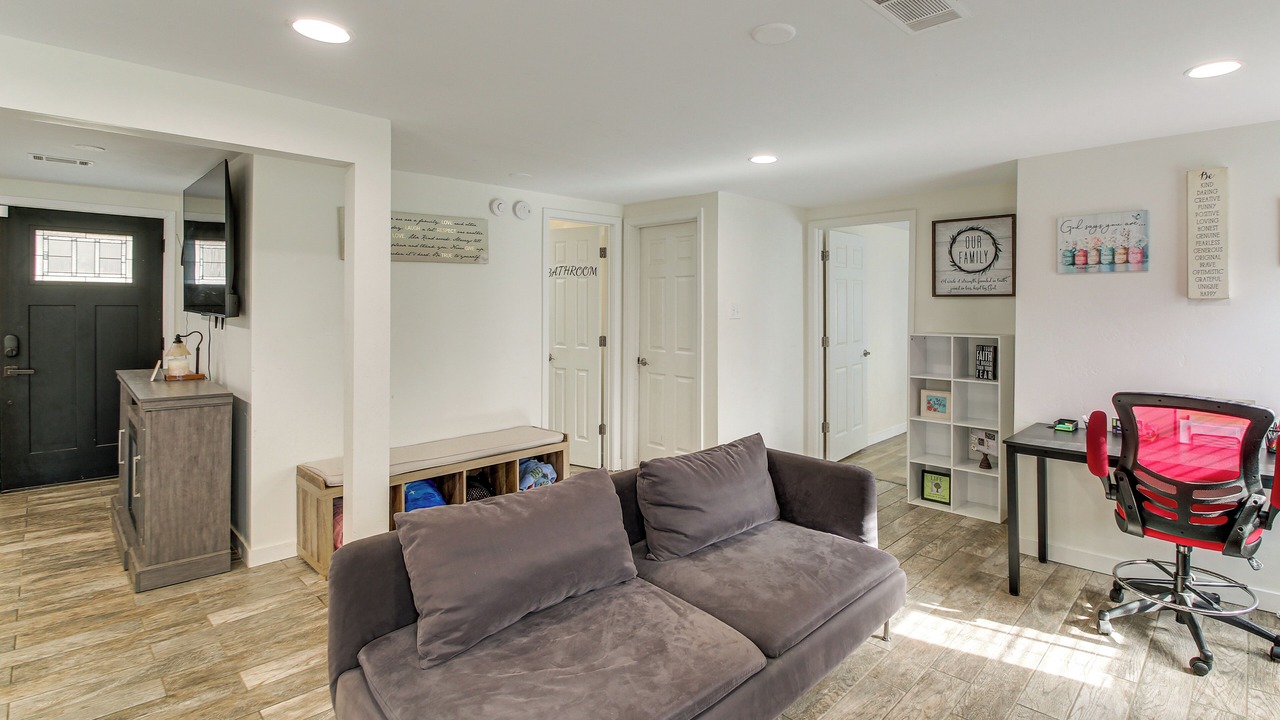 Photo of Livingroom in Benton