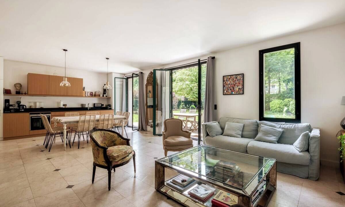 Photo of Livingroom in Neuilly-sur-Seine