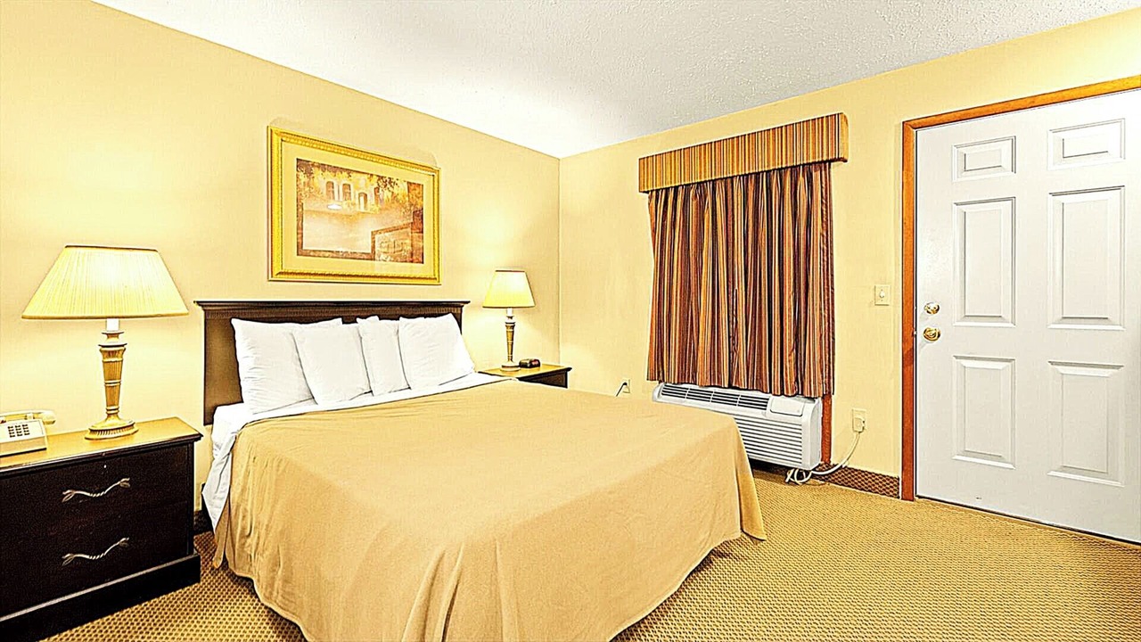 Photo of Bedroom in Lake Harmony