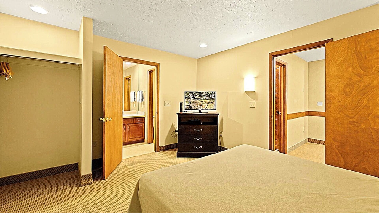 Photo of Bedroom in Lake Harmony