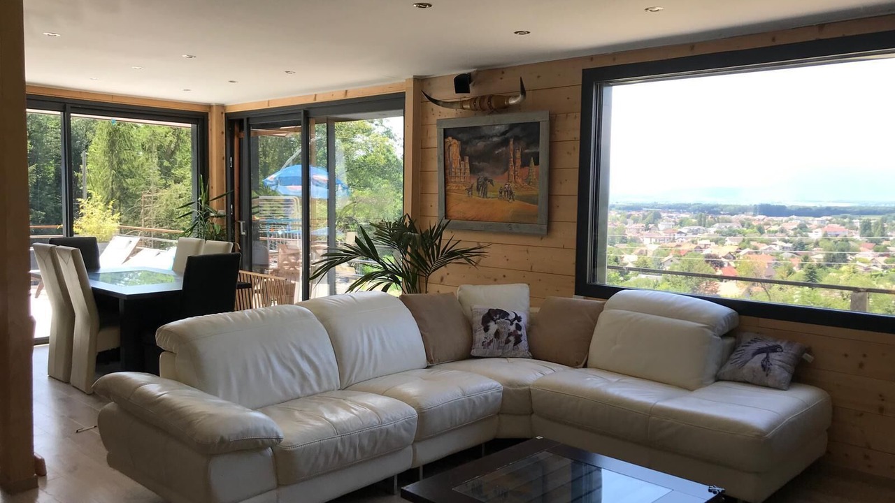 Photo of Livingroom in Douvaine