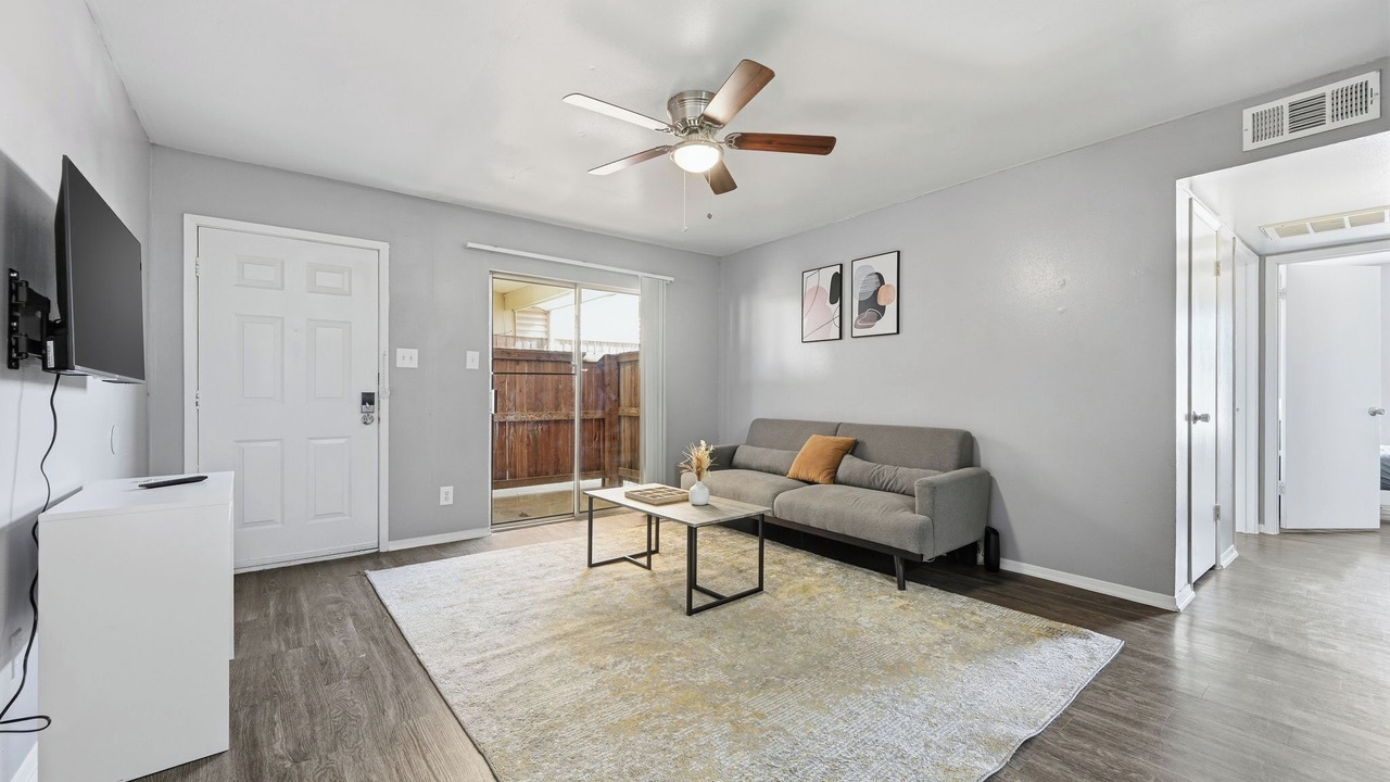 Photo of Livingroom in Southridge