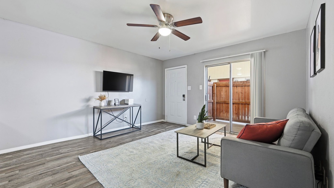 Photo of Livingroom in Southridge