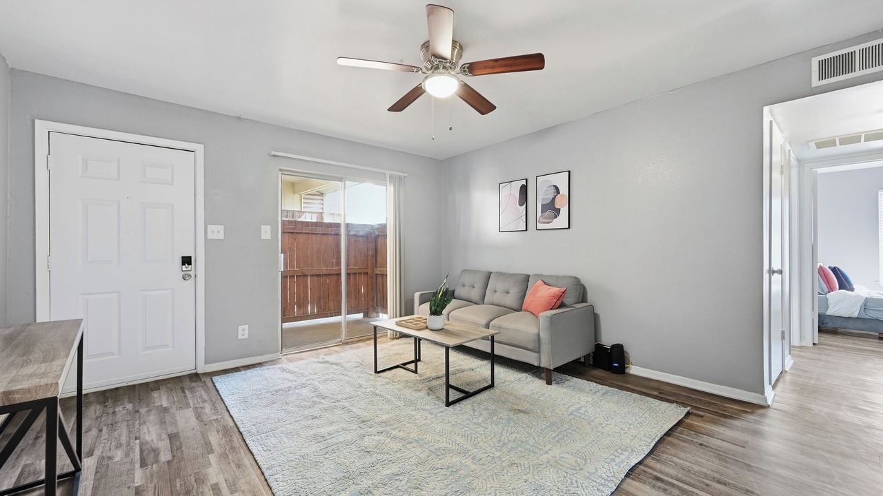 Photo of Livingroom in Southridge