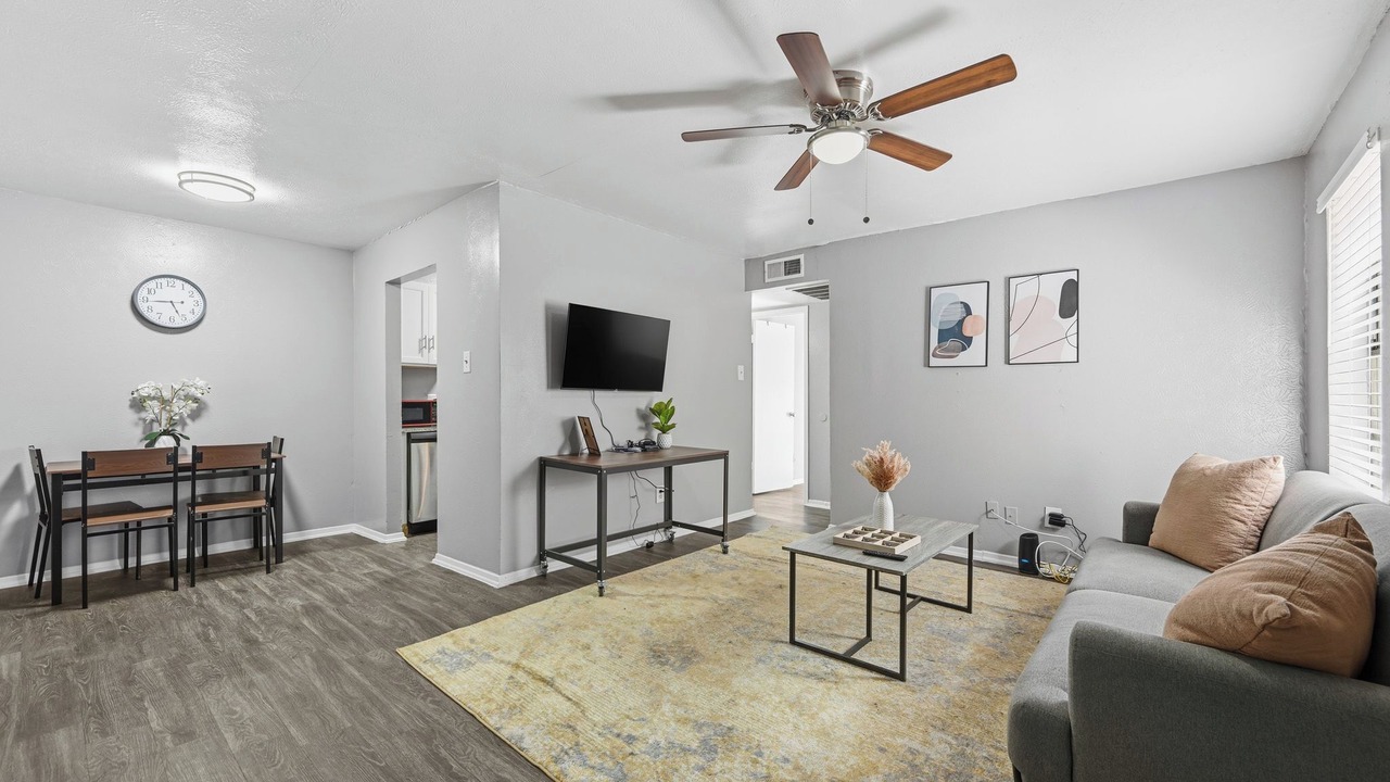 Photo of Livingroom in Southridge