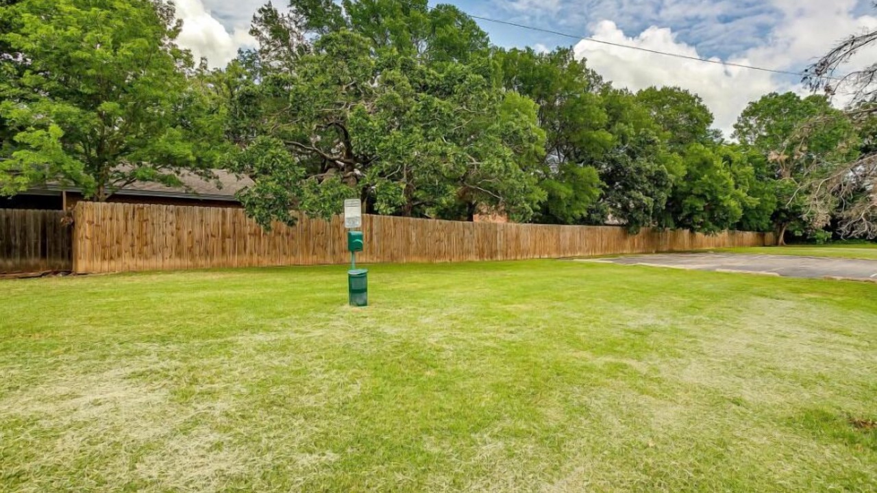 Photo of Outdoor in Southridge