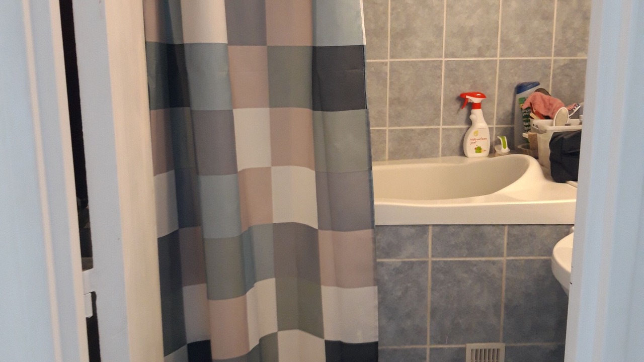 Photo of Bathroom in Le Kremlin-Bicetre