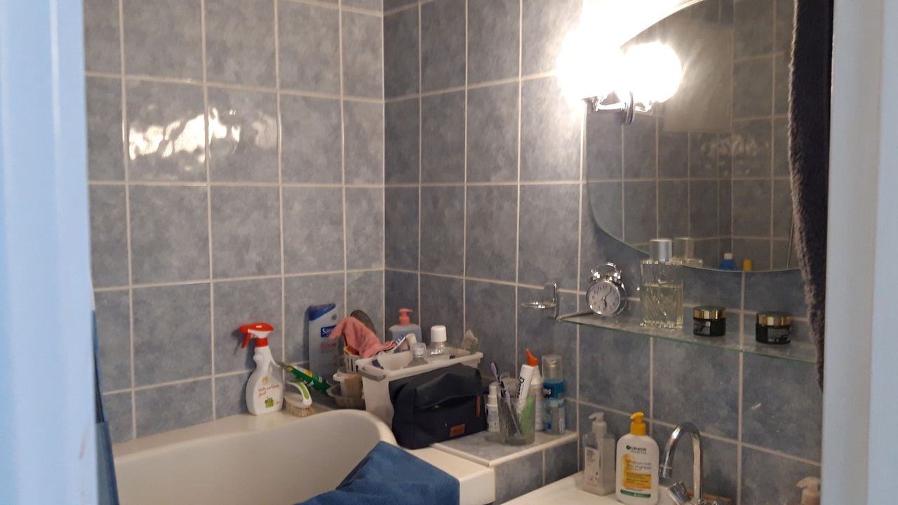 Photo of Bathroom in Le Kremlin-Bicetre