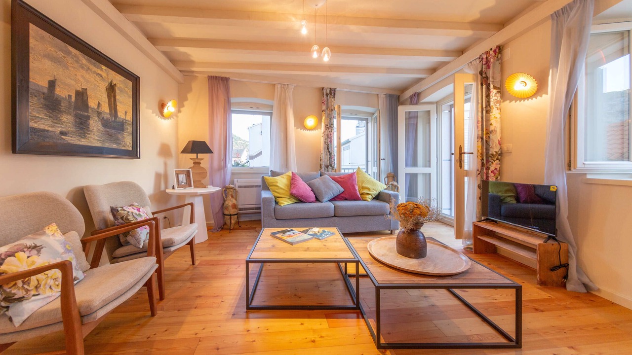 Photo of Livingroom in Komiza