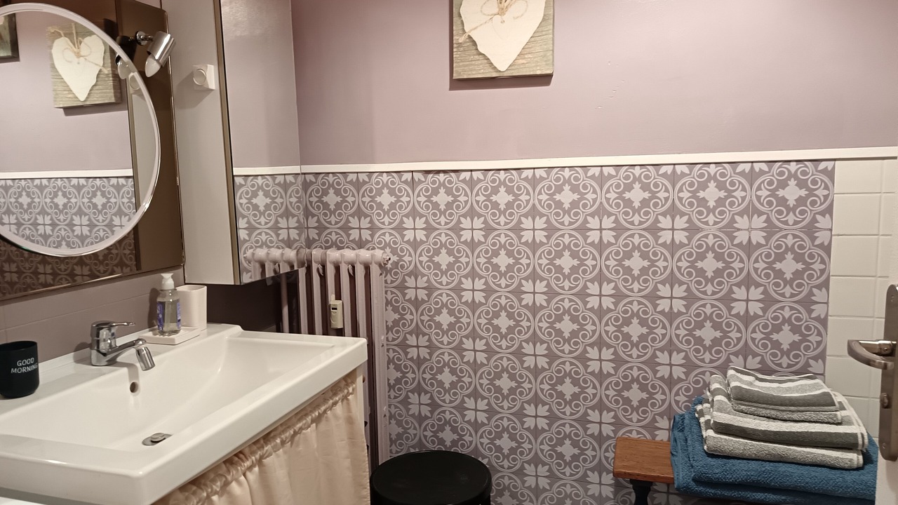 Photo of Bathroom in Saint-Lazare-Les Avenues