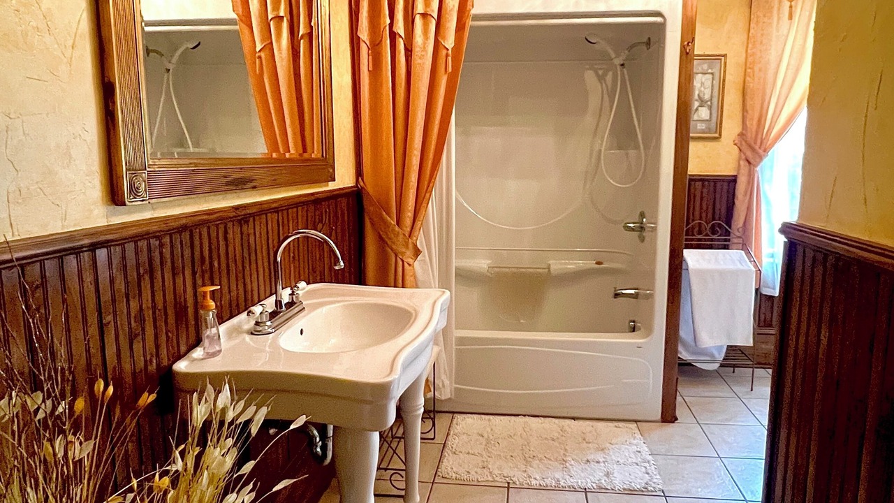 Photo of Bathroom in Saint-Malo