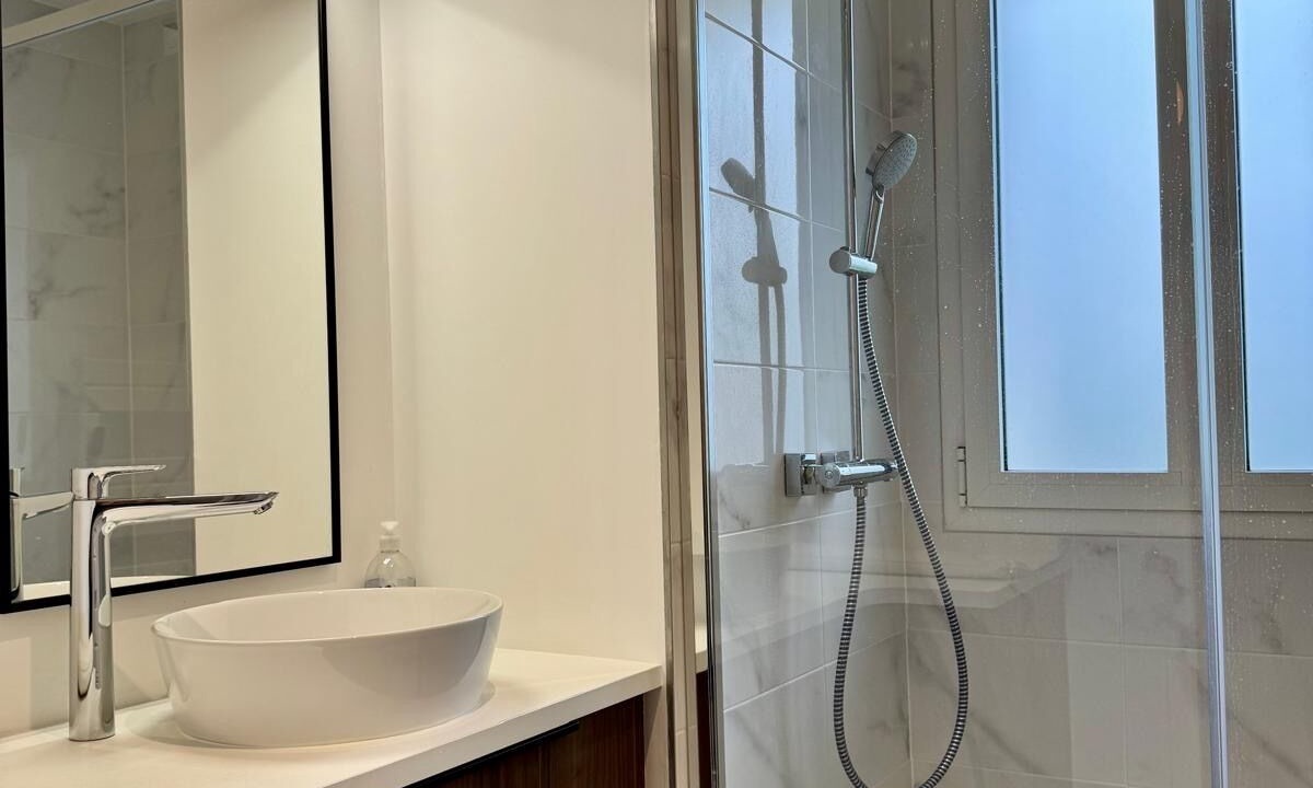 Photo of Bathroom in Tourgeville