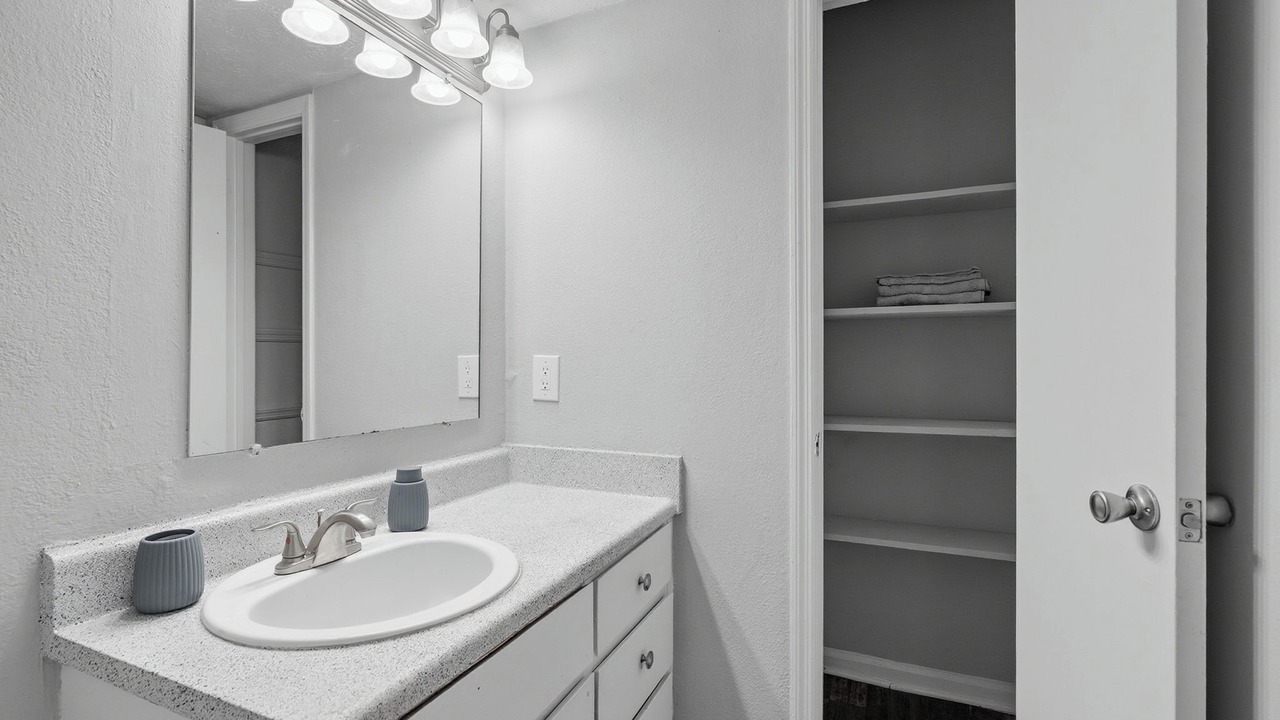 Photo of Bathroom in Stone Mountain