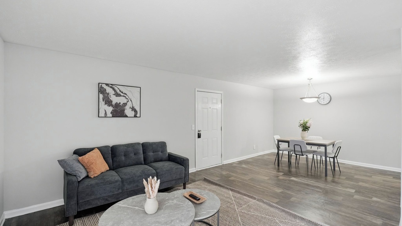 Photo of Livingroom in Stone Mountain