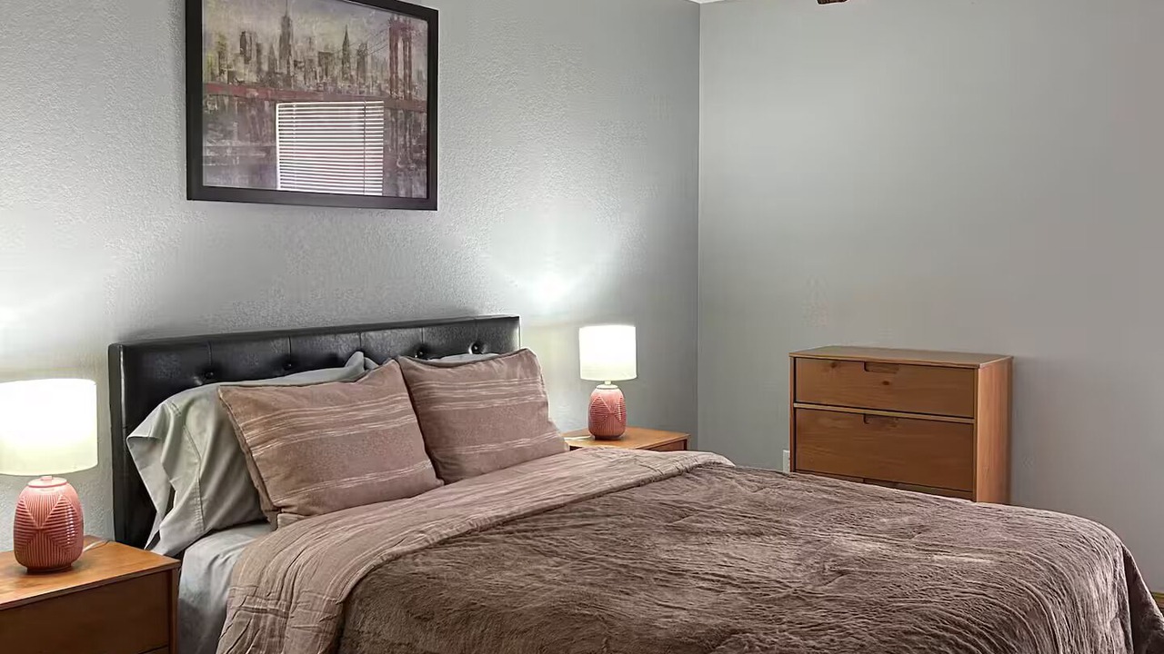 Photo of Bedroom in Springdale