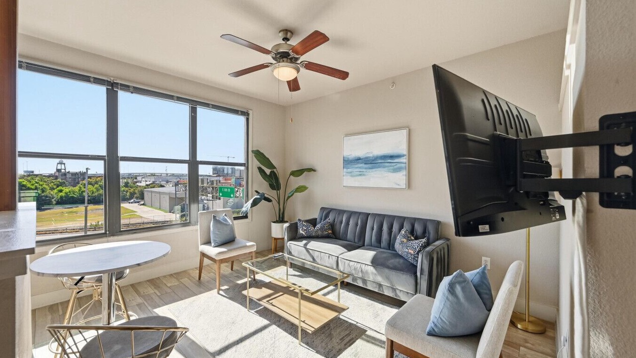 Photo of Livingroom in Downtown Fort Worth