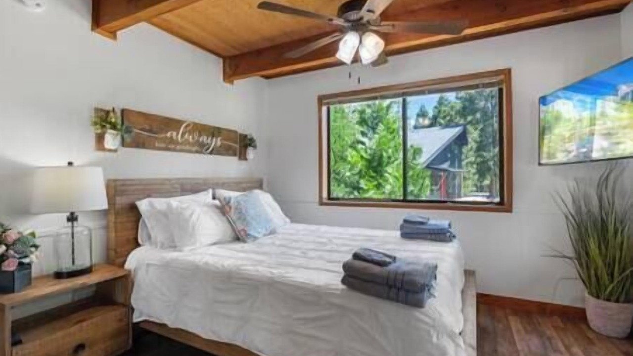 Photo of Bedroom in Twain Harte