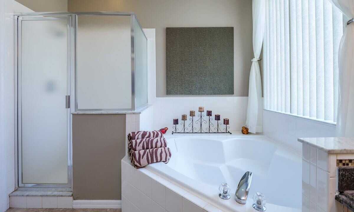 Photo of Bathroom in Lake Berkley