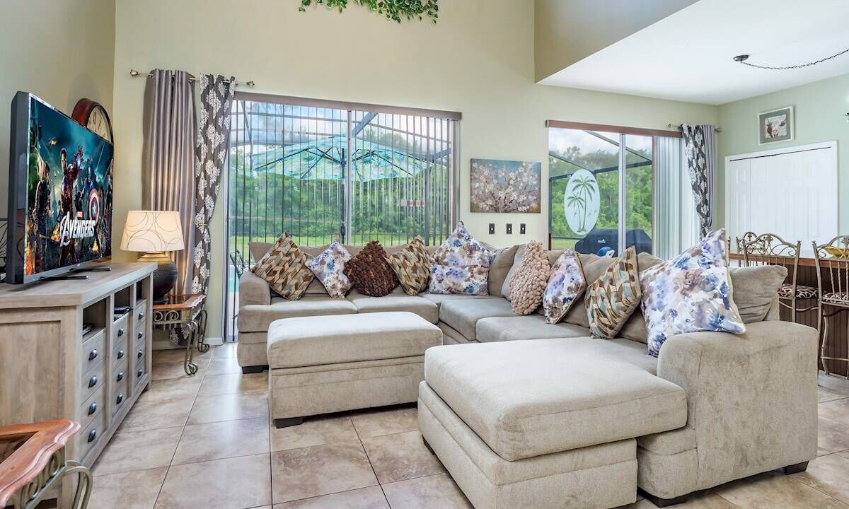 Photo of Livingroom in Lake Berkley