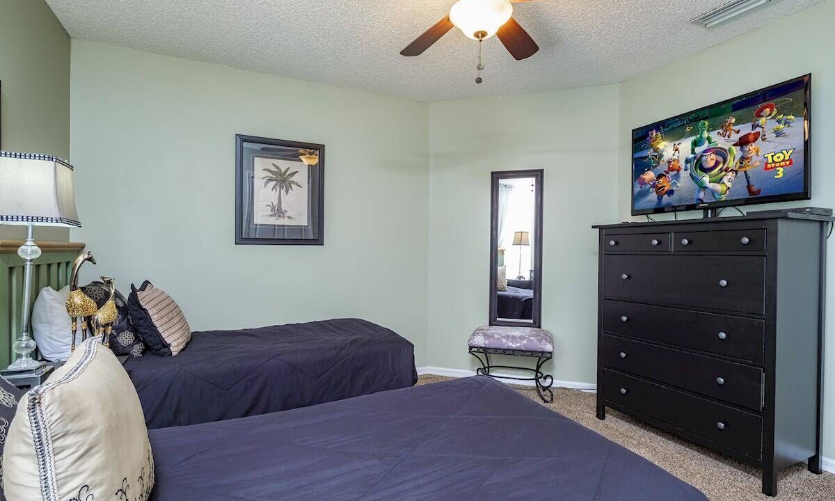 Photo of Bedroom in Lake Berkley