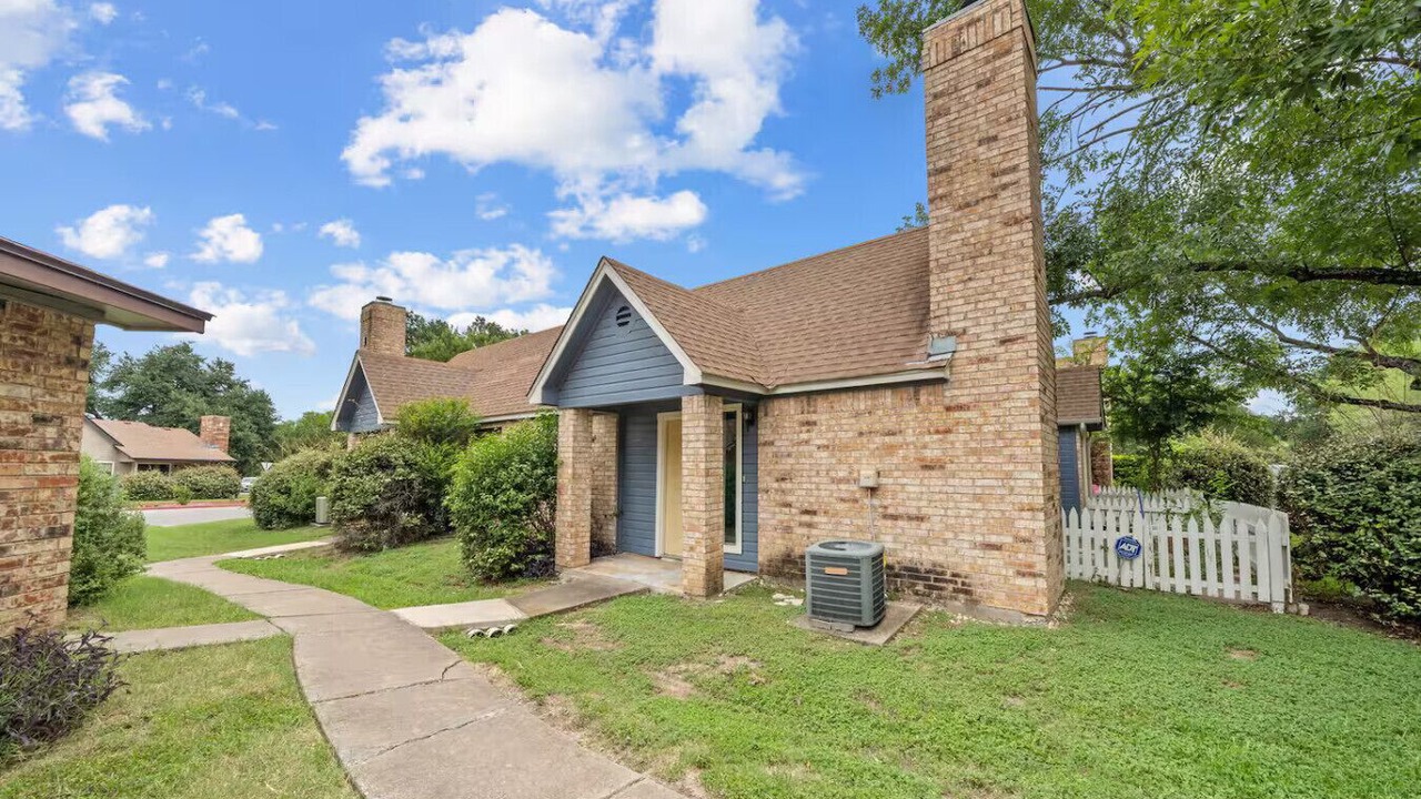 Photo of Others in Pleasant Valley